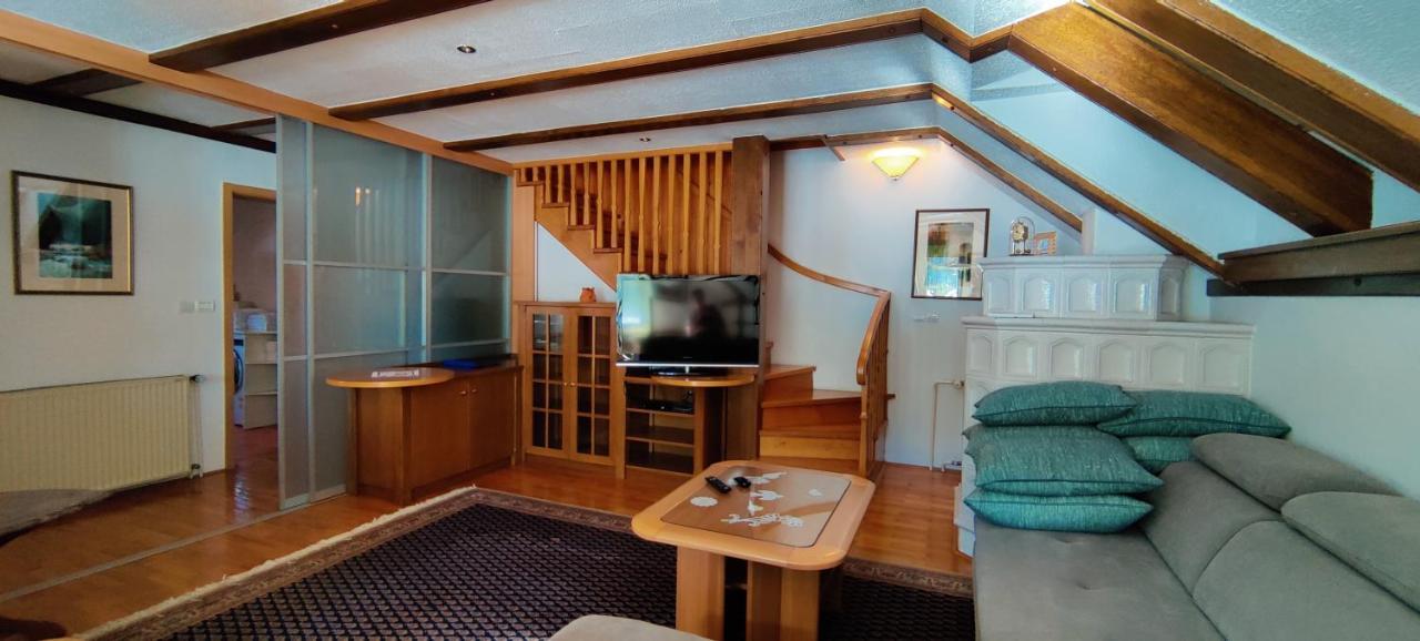 Guesthouse Pri Zalogarju Zelezniki Kültér fotó