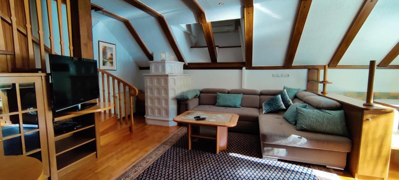 Guesthouse Pri Zalogarju Zelezniki Kültér fotó