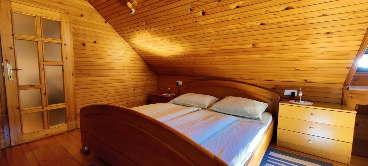 Guesthouse Pri Zalogarju Zelezniki Kültér fotó