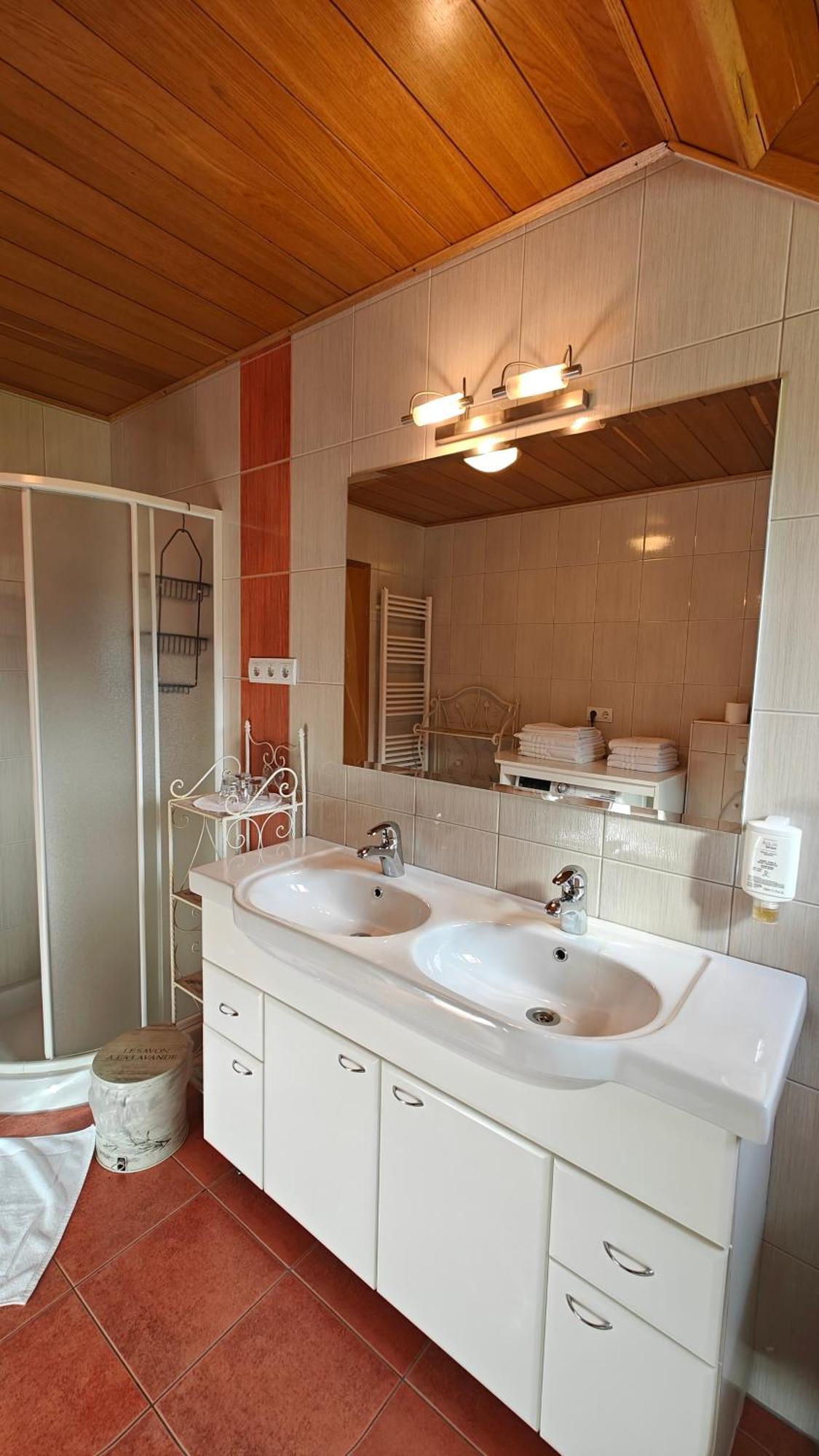 Guesthouse Pri Zalogarju Zelezniki Kültér fotó